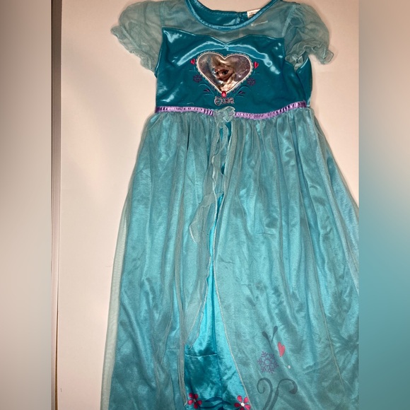 Disney frozen Elsa costume - Picture 2 of 13